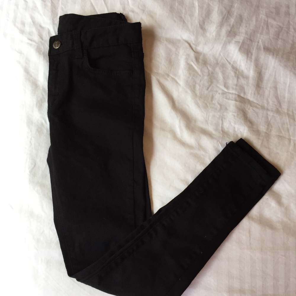 Black Skinny Jeans